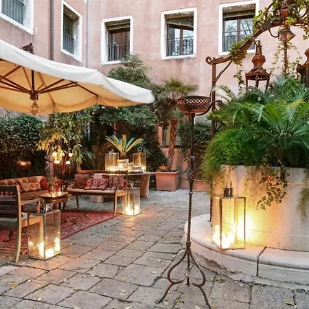 מלון Metropole 5*