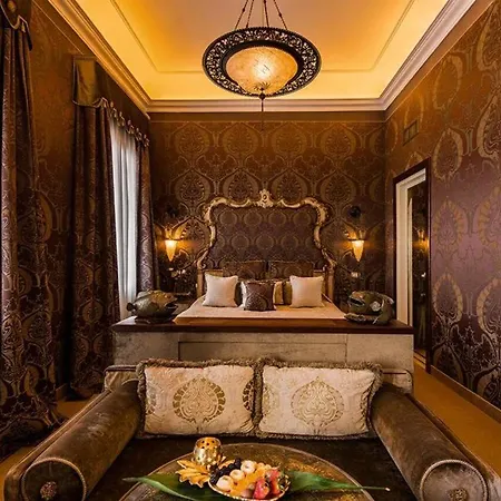 Metropole מלון 5*