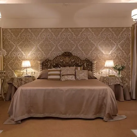 Metropole ונציה