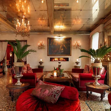 Metropole Hotel