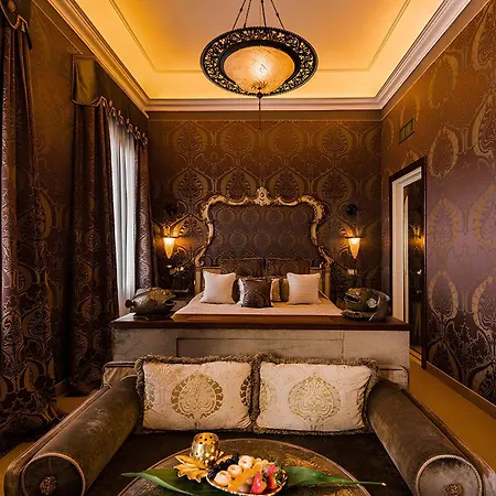 Hotel Metropole