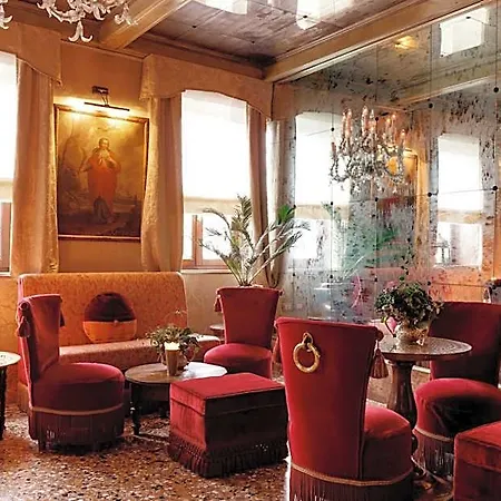فندق Metropole 5*