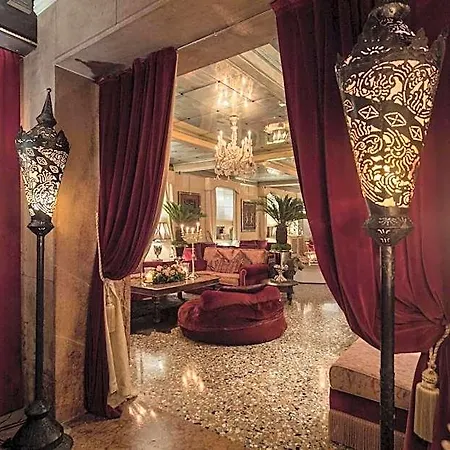 Metropole فندق