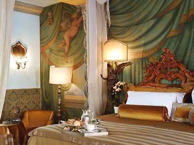 Metropole Hotel 5*